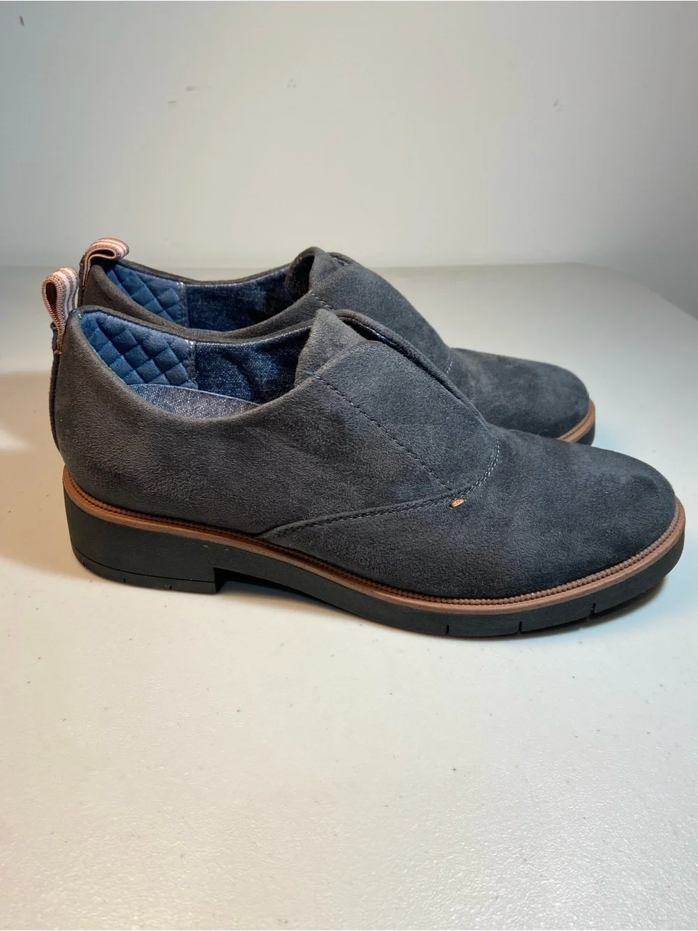 Dr. Scholl’s Gray Suede Slip-On Loafers SZ 6